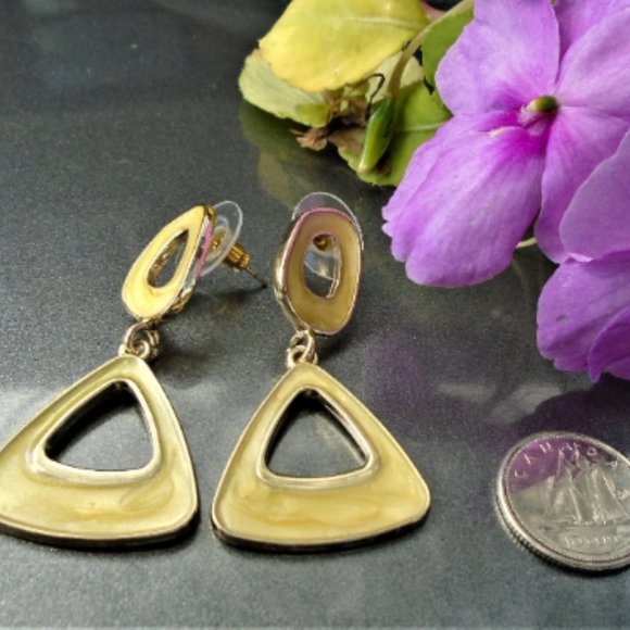 NWOT Retro 90's inspired sparkly swirly yellow enamel earrings three Styles GIFT - Picture 5 of 9